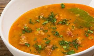 मांस के साथ दाल का सूप मांस शोरबा रेसिपी के साथ दाल का सूप